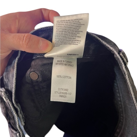 AGOLDE Parker Denim Cut Off Shorts - Picture 5 of 5